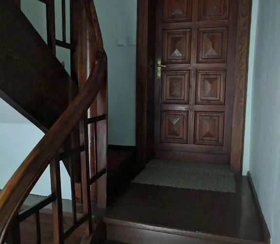 بيت شباب Drzymaly بوزنان